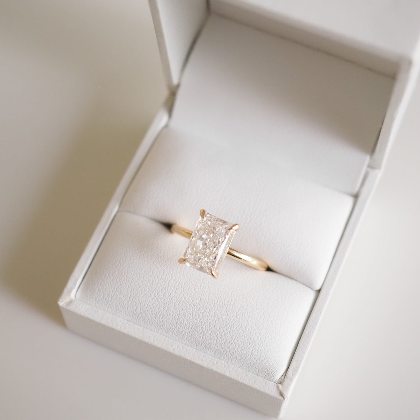 3.2 CT Radiant Shaped Solitaire Lab Grown Diamond Engagement Ring