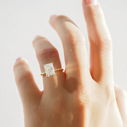 3.2 CT Radiant Shaped Solitaire Lab Grown Diamond Engagement Ring